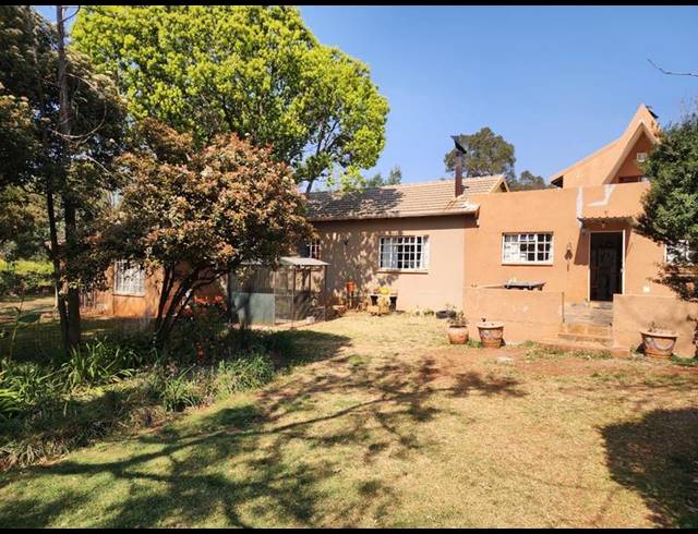 FARM FOR SALE IN WALKERVILLE CENTRAL